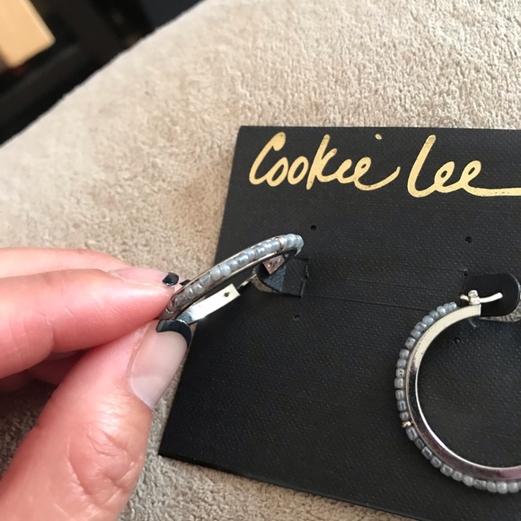 Cookie Lee Earrings - Picture 5 of 6